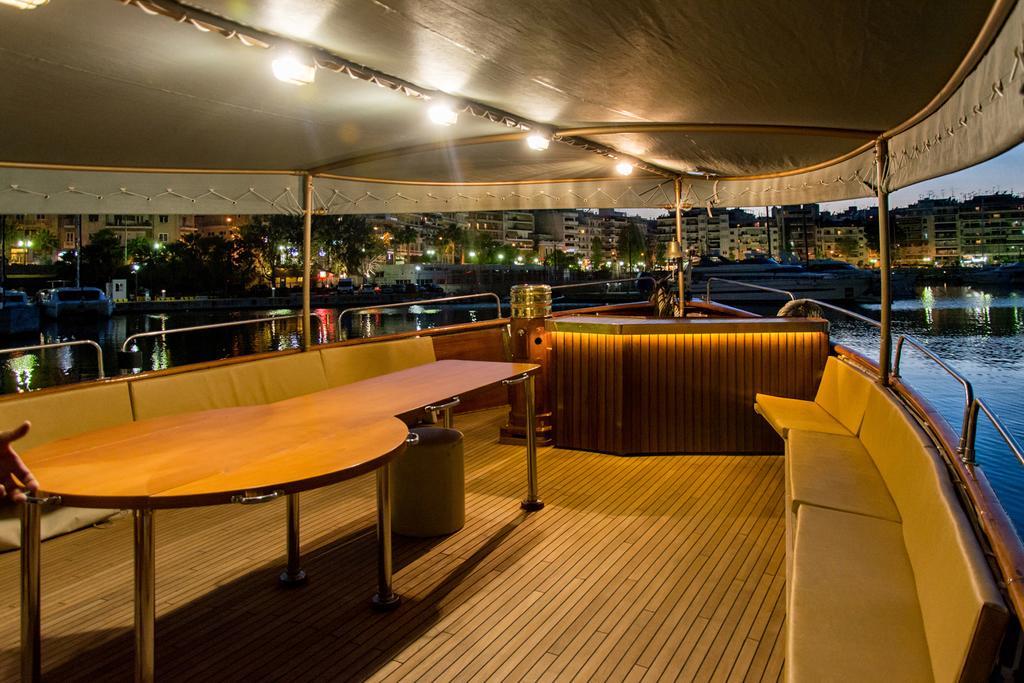 Luxury Yachthotel Amanda Psarrou Dış mekan fotoğraf